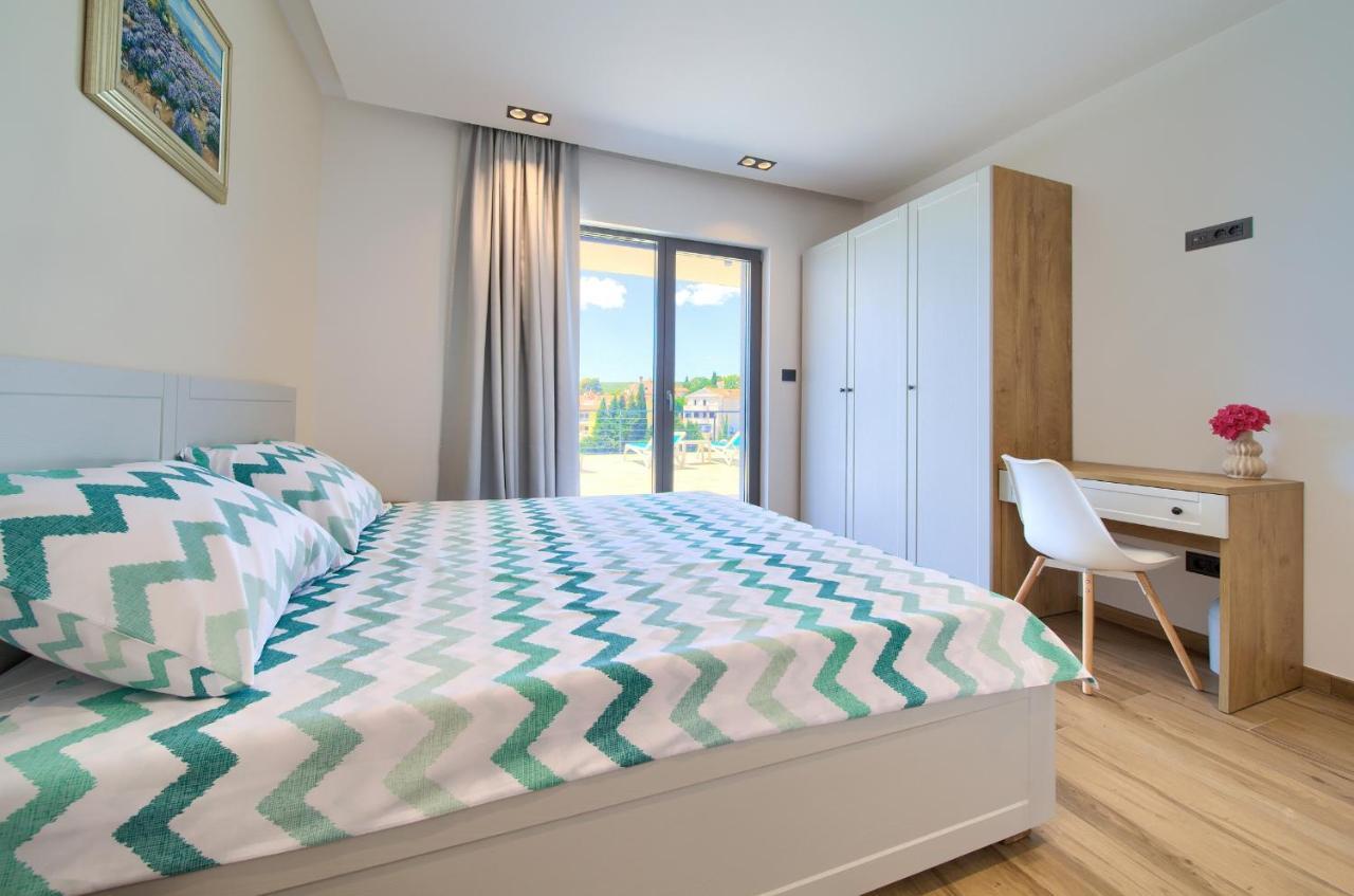 Unique Apartment With Private Pool Krk Town Exterior foto